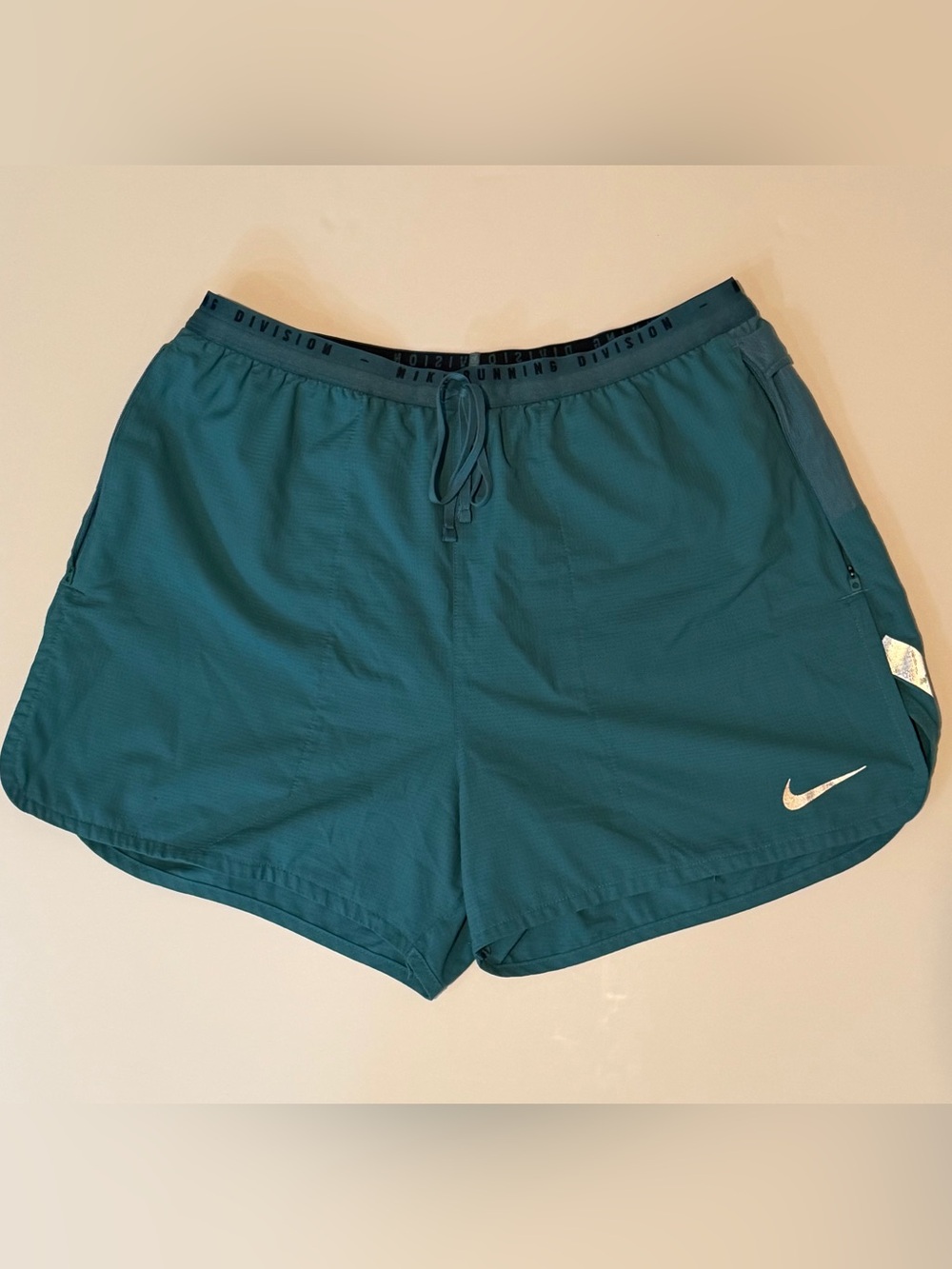 Nike Dri-FIT 4” Running Shorts Men’s Medium Green Athletic Gym Lightweight Lined - Picture 2 of 13